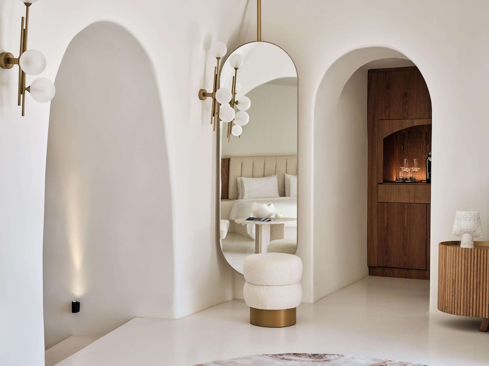 Cave Pool Suite - Photo 6