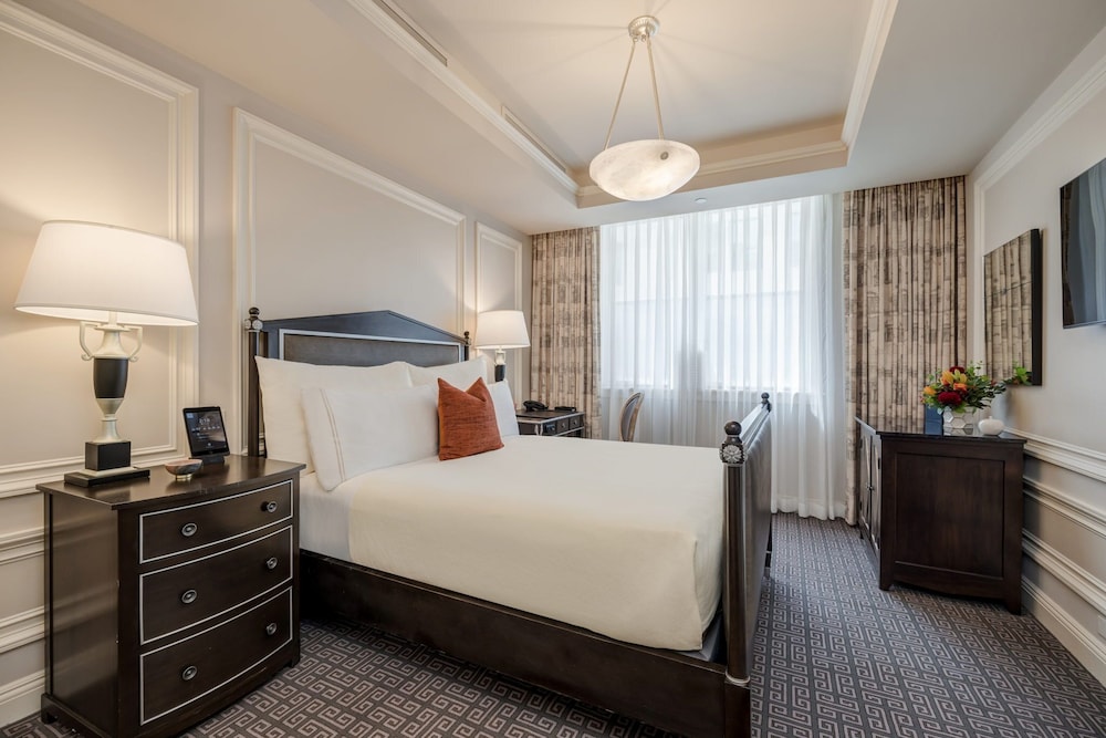 Classic Room, 1 Queen Bed photo 1