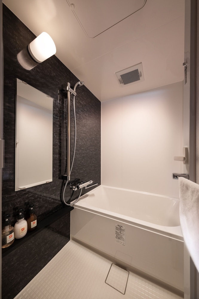Twin Room with Kitchenette (201) photo 3