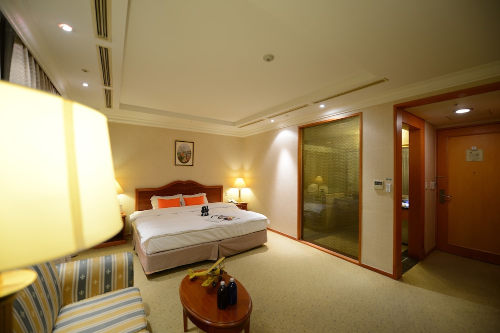 Deluxe Double Room photo 2