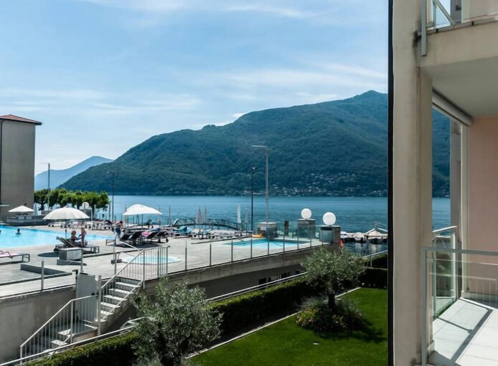 Romantic Apartment, 1 Bedroom, Balcony, Pool View photo 1