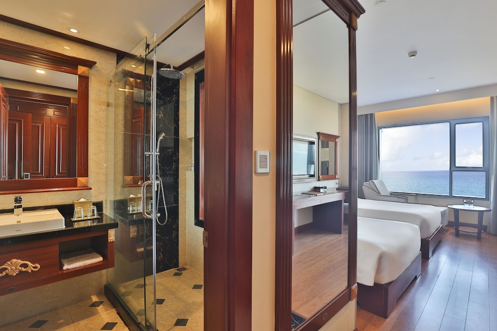 Deluxe Twin Ocean View - Photo 4