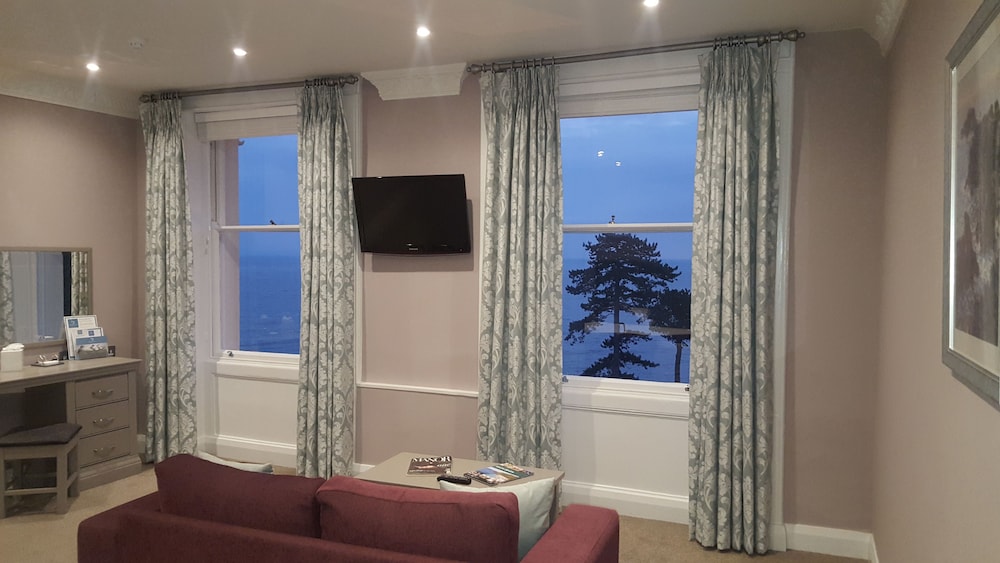 Superior Double or Twin Room, 1 Bedroom, Sea View, Sea Facing - Photo 4