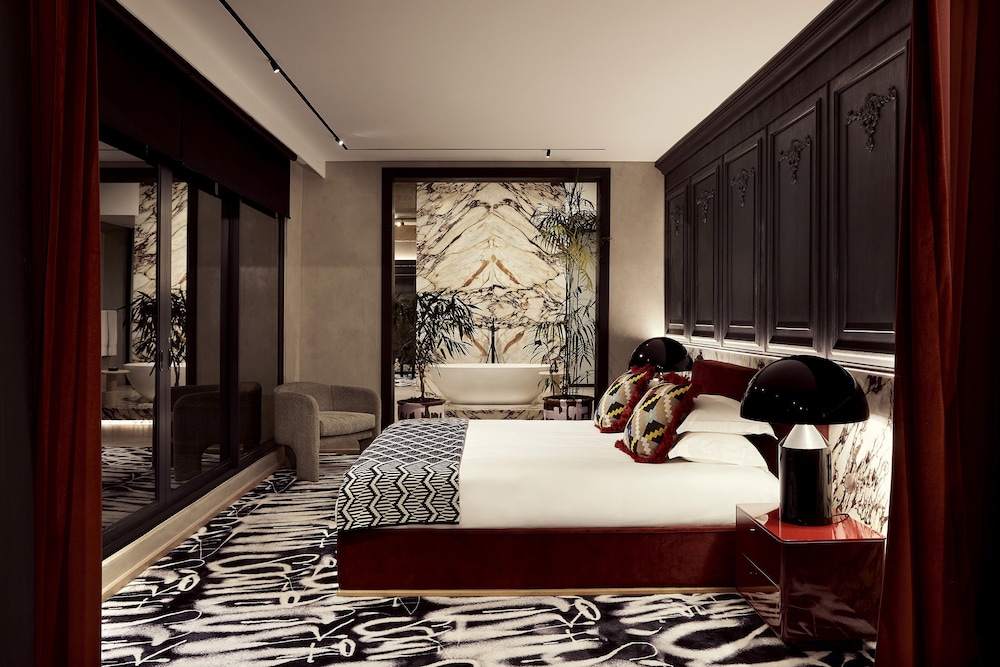Executive Penthouse photo 1