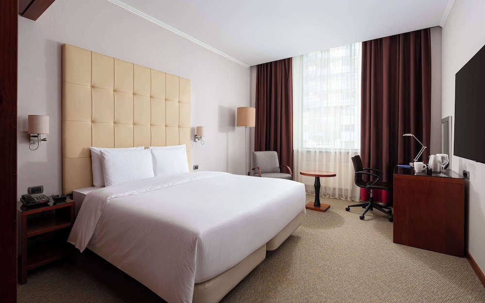 Room, 1 Queen Bed photo 3