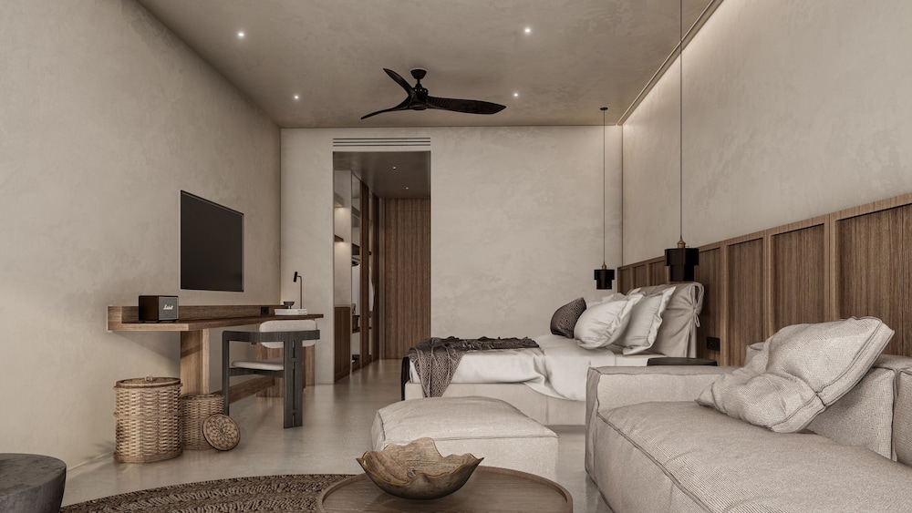 Deluxe Suite, Private Pool, Beachfront