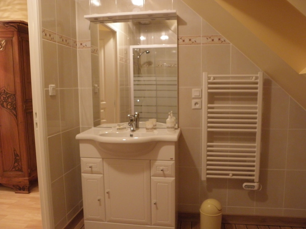 Classic Double Room, Private Bathroom (Elixir) photo 2