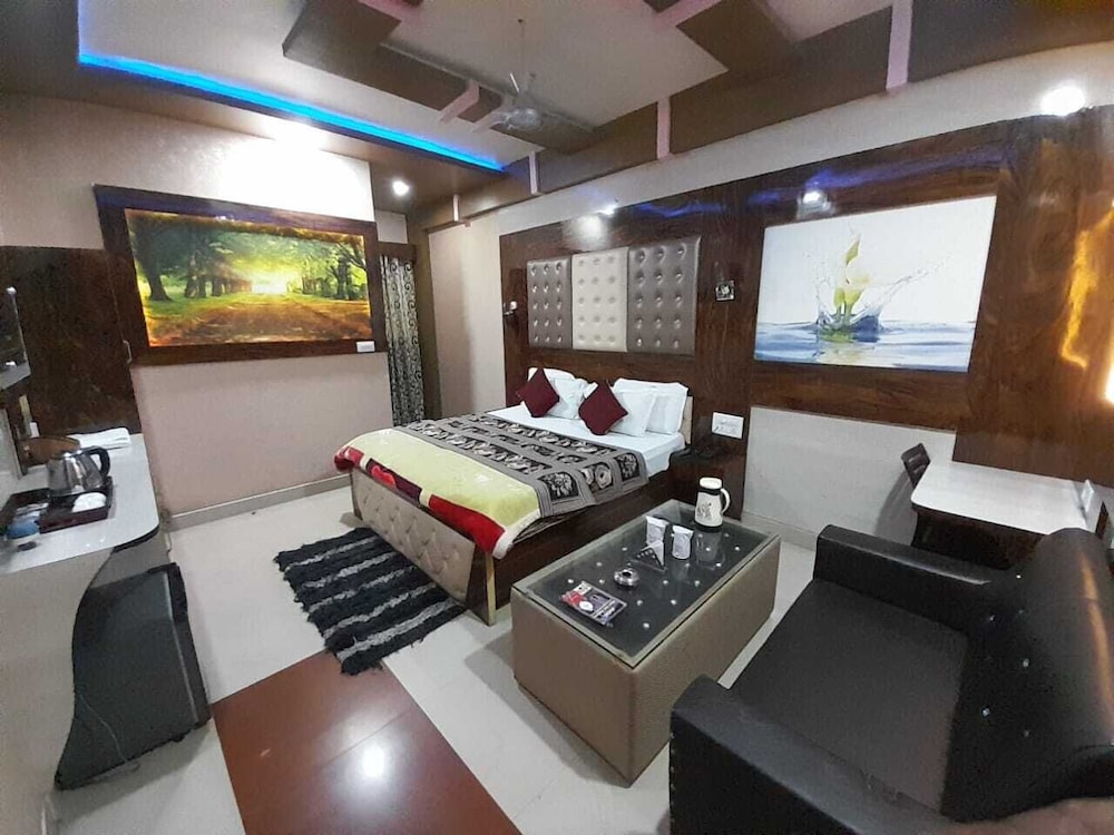 Standard Room photo 2