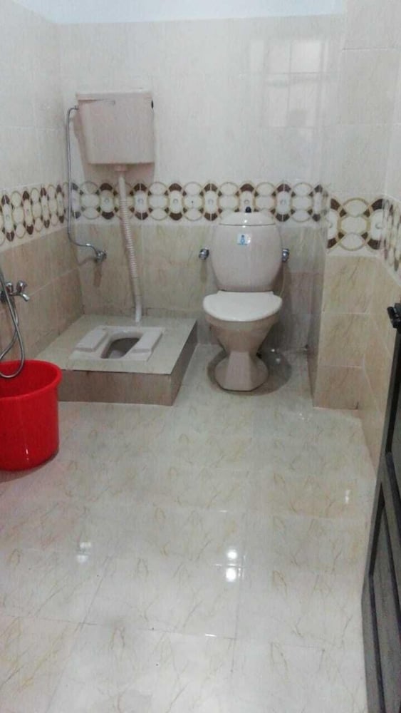 Deluxe Double or Twin Room photo 2