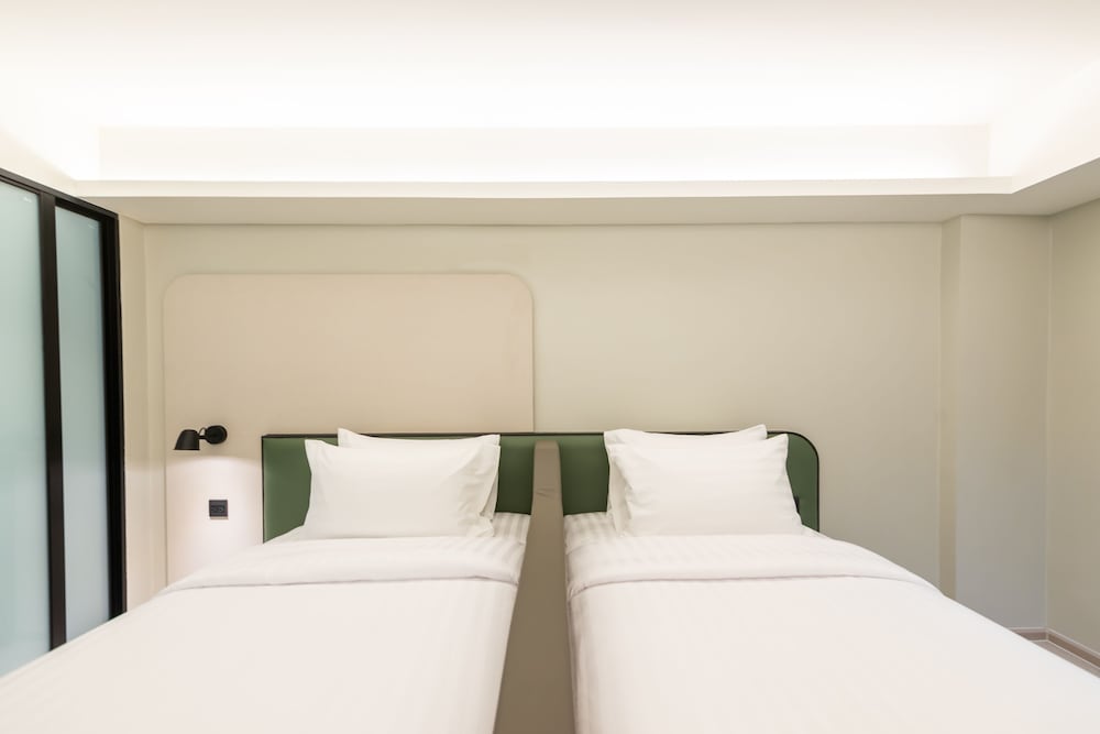 Superior Double or Twin Room photo 2