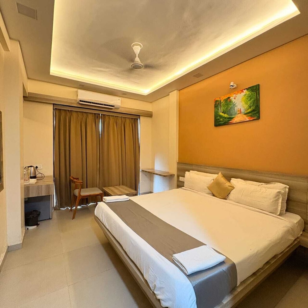 Deluxe Double or Twin Room, Garden View