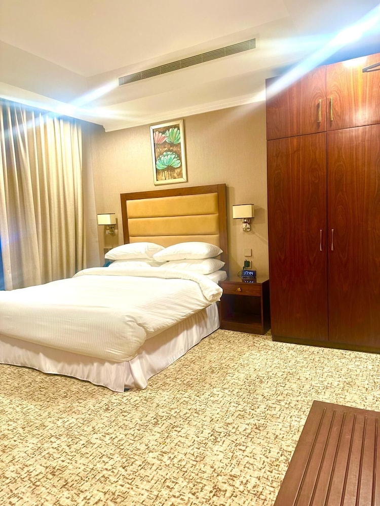 Premium Room - Photo 1