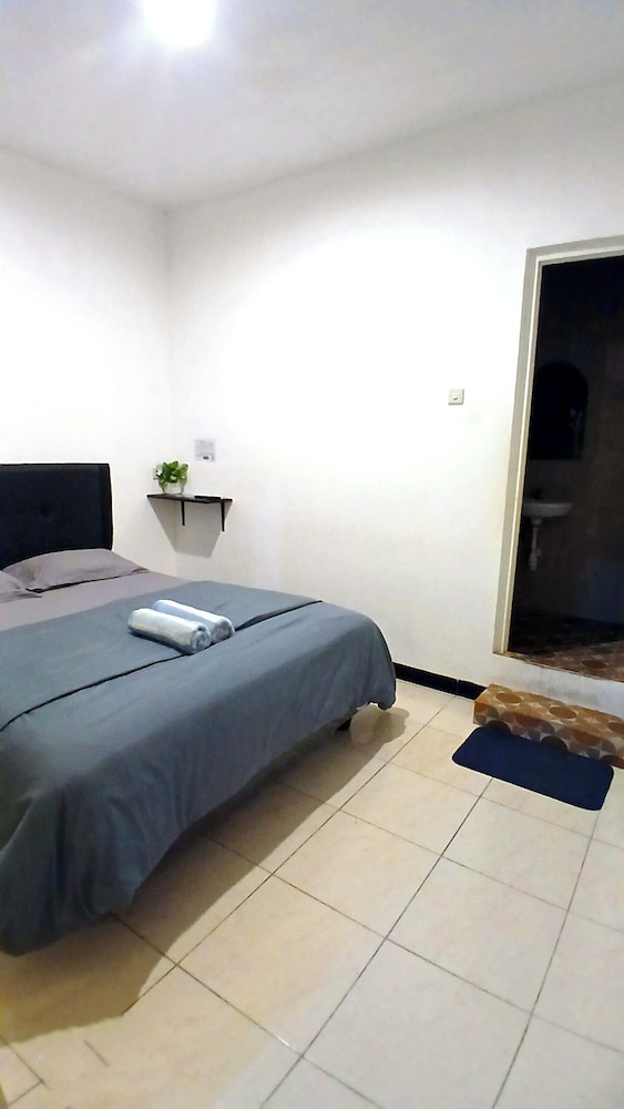 Basic Double Room - Photo 2