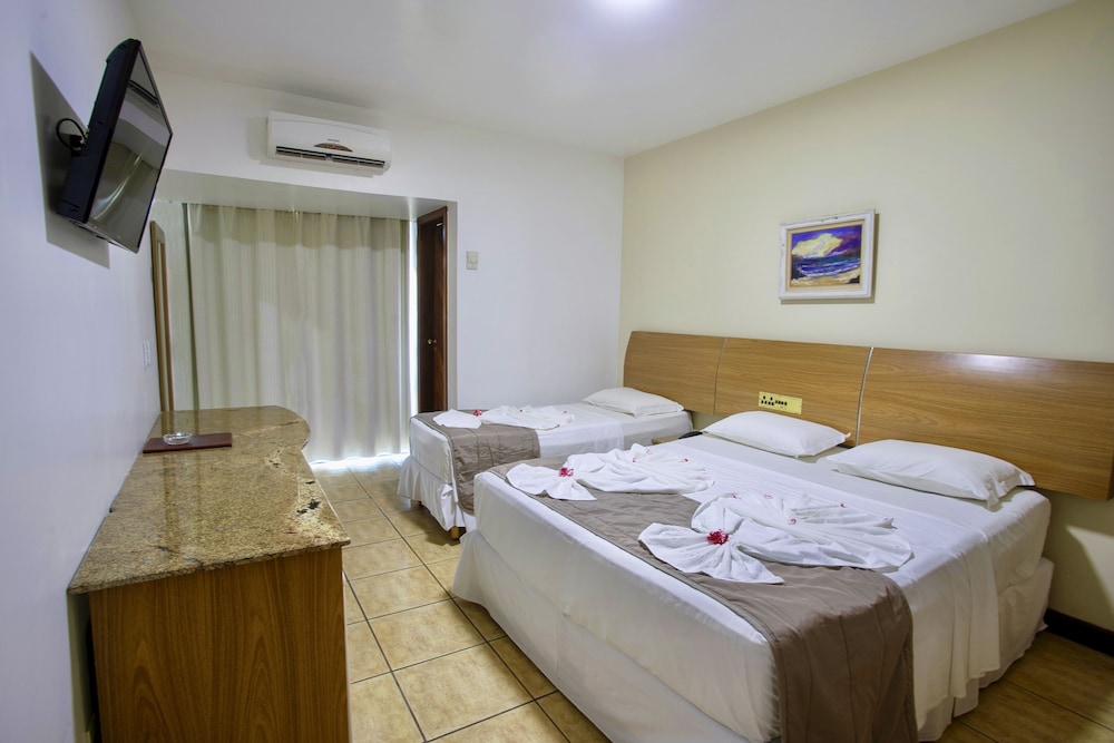 Deluxe Room, Pool View - Photo 4