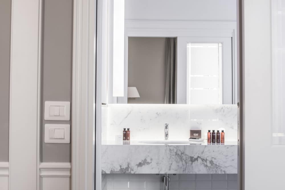 Suite Junior, vista cortile con accesso Spa - Photo 5