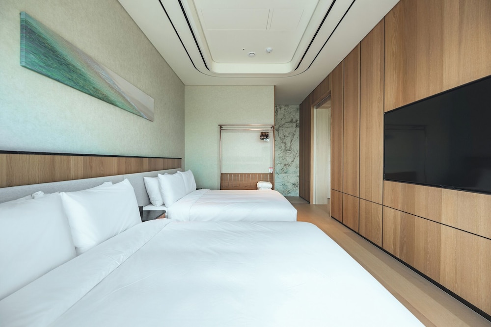 Family Suite, Private Pool, Sea View