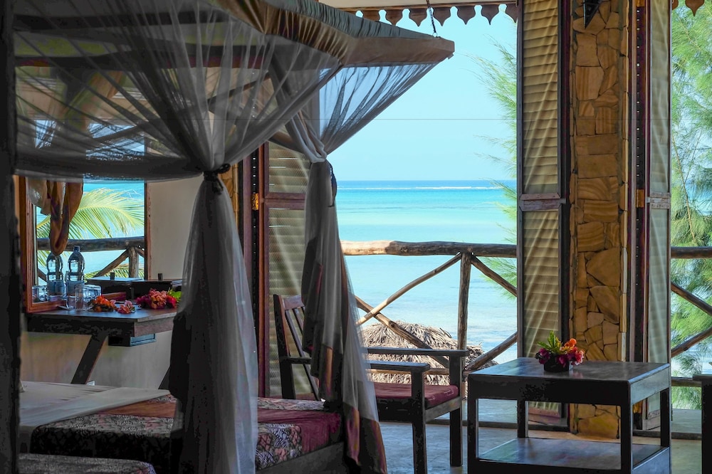 Basic Triple Room, Sea View