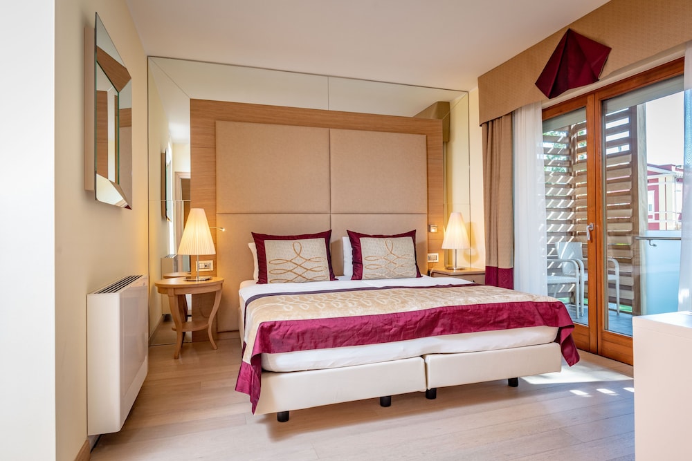 Suite (Belvedere)