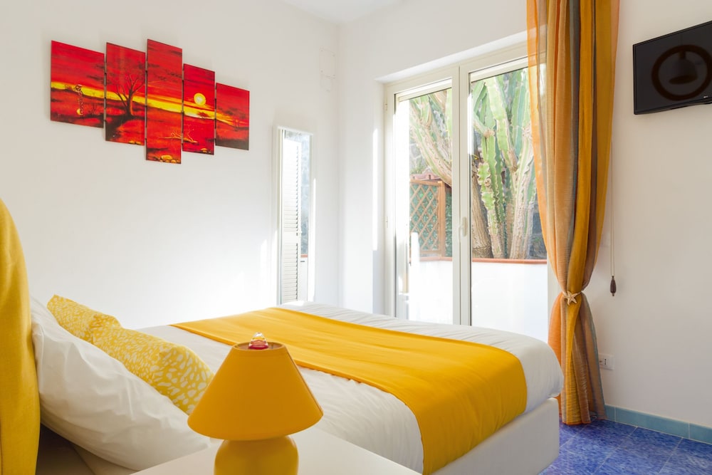 Double or Twin Room, Terrace (Aragonese)