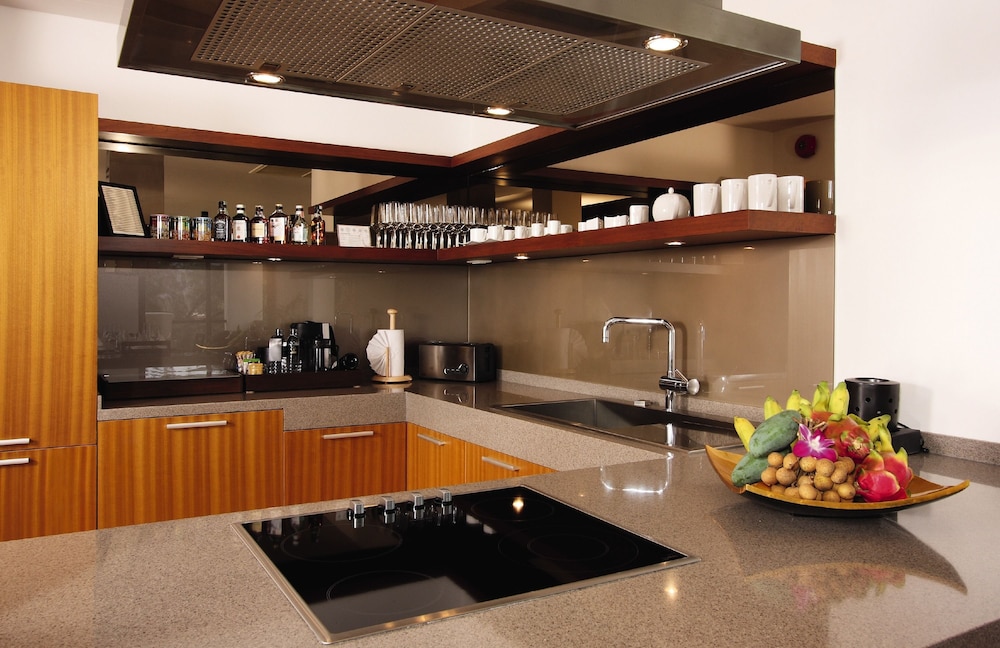 Room, 3 Bedrooms (Residence) - Photo 7