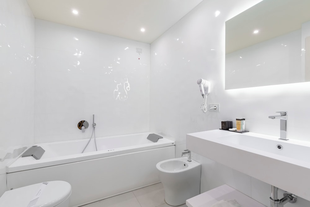 Quadruple Room - Photo 44