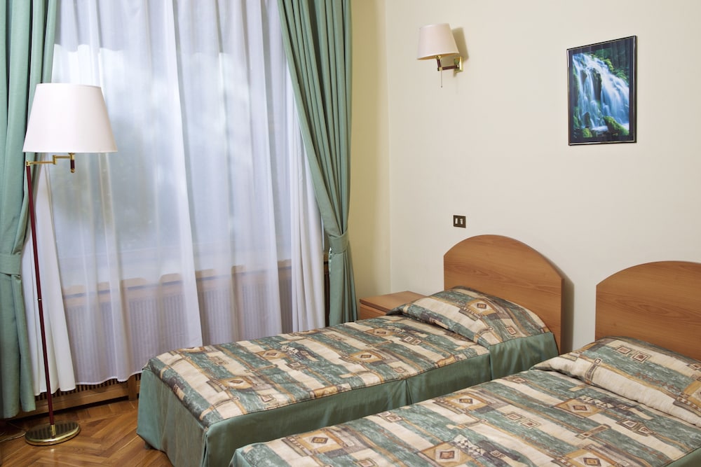 Junior Suite, 2 Twin Beds photo 2