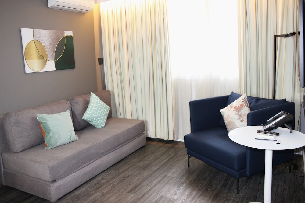 Suite, 1 King Bed