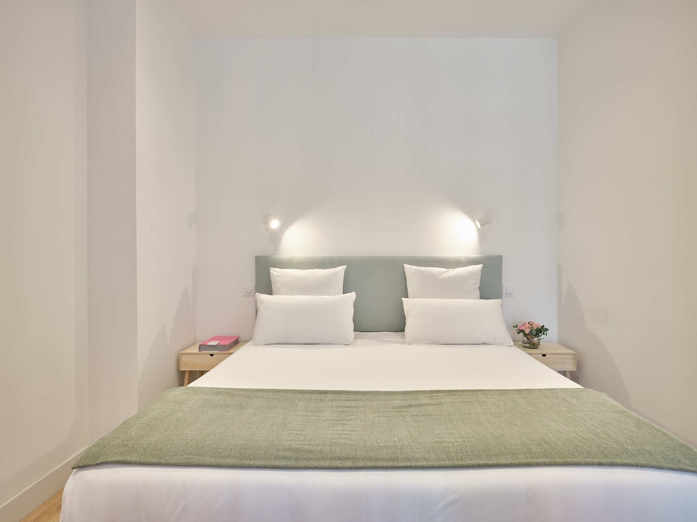 Suite Matrimonial (Cama de Matrimonio + Sofá Cama) - Photo 3