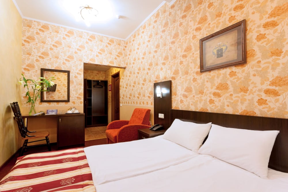 Standard Room photo 2