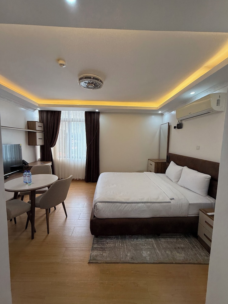 Deluxe Apartment, Multiple Beds photo 1