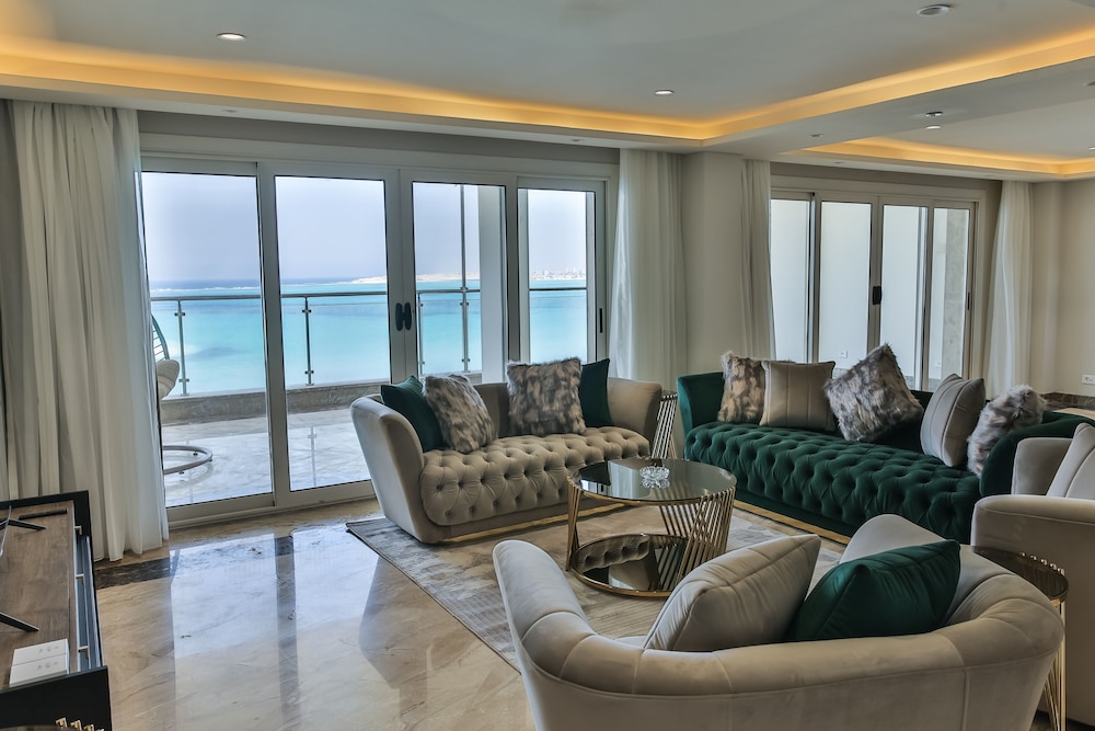 Royal Suite