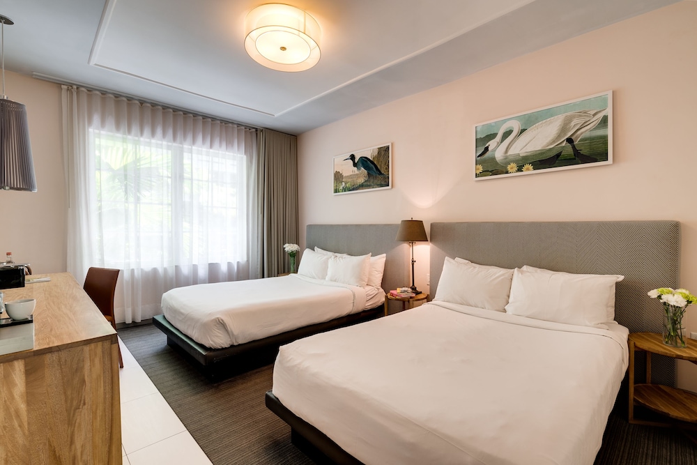 Deluxe Room, 2 Double Beds, Park View