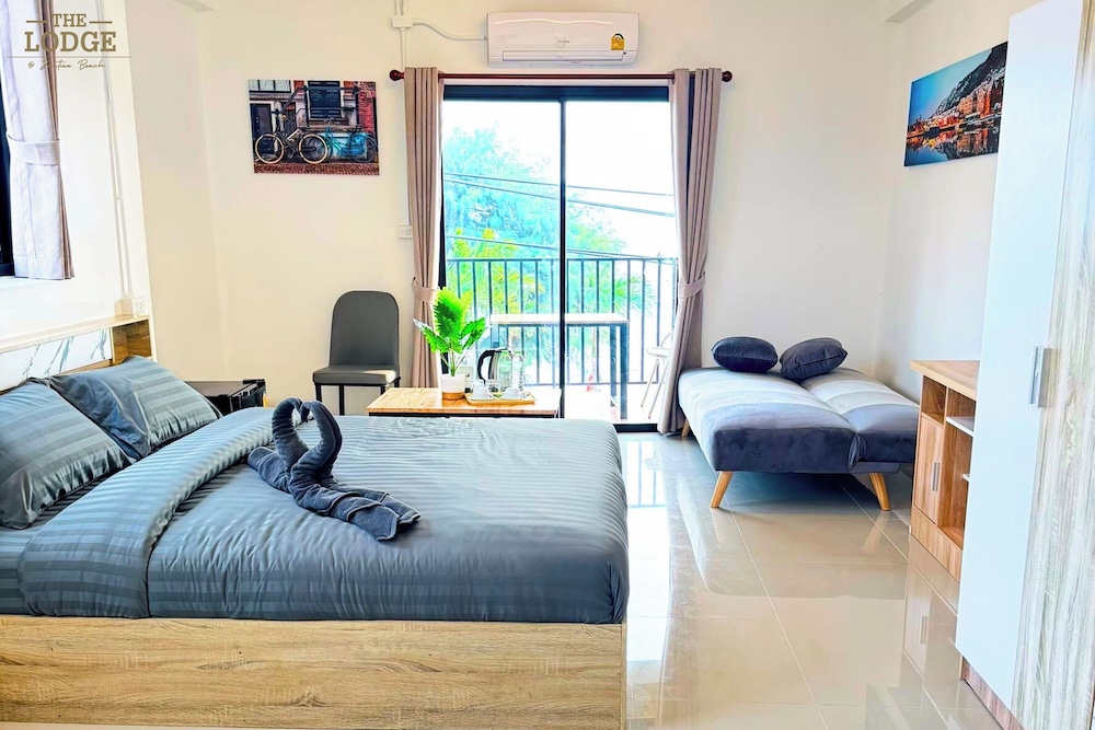 Deluxe Room, Balcony, Sea View - Photo 15
