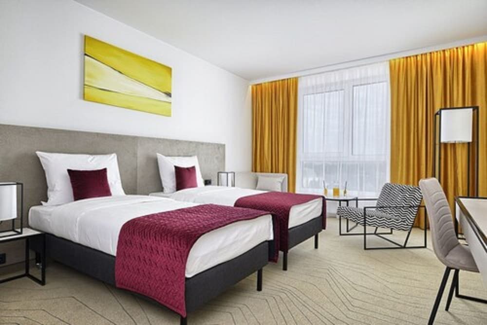 Standard Twin Room, 2 Twin Beds - Photo 5