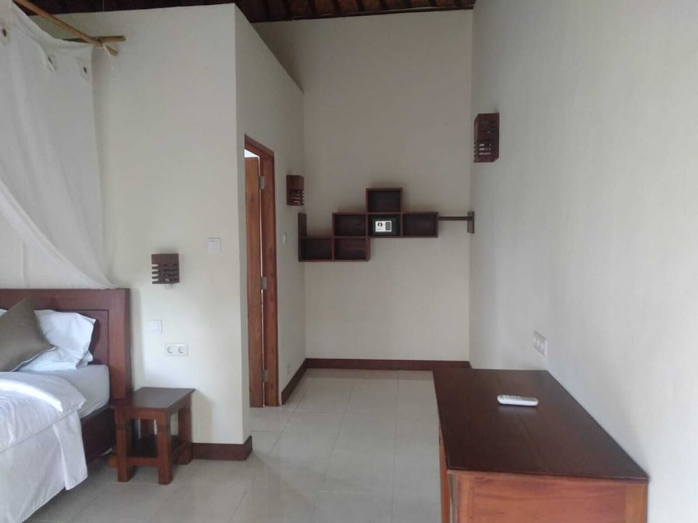 Premium Double Room, 1 King Bed, Garden Area photo 2