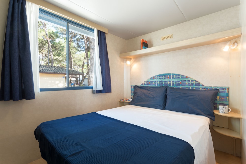 Standard Chalet, 2 Bedrooms photo 1