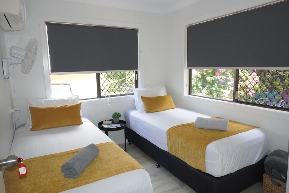 Basic Twin Room, 2 Twin Beds, Garden View