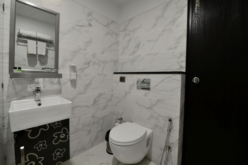 Deluxe Double Room, 1 Double Bed photo 2