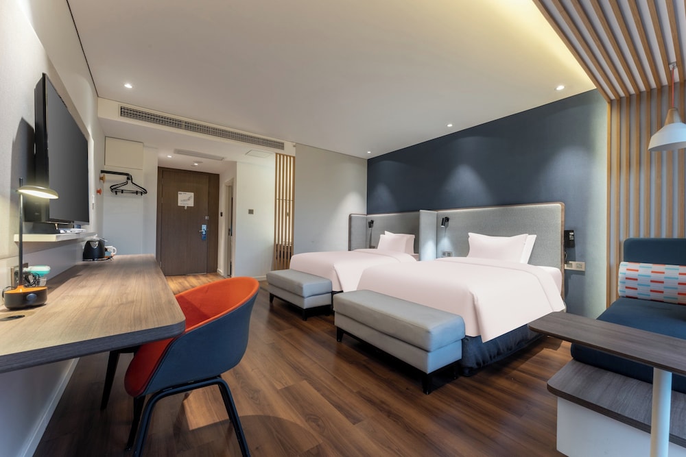 Standard Room, 2 Twin Beds, River View - Photo 2