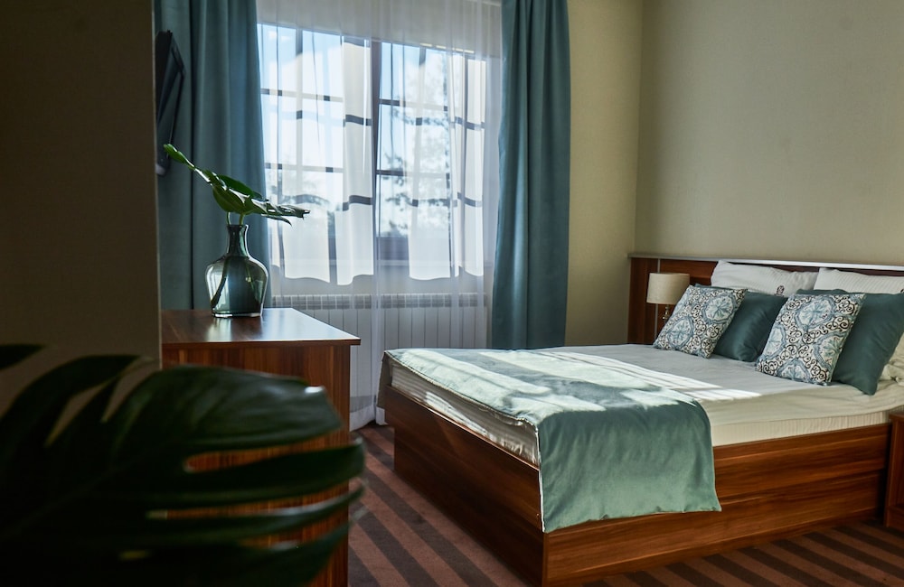 Panoramic Room