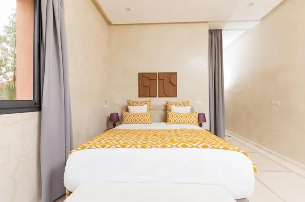 Deluxe Double Room, Pool View