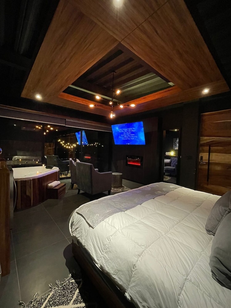 Deluxe Cabin
