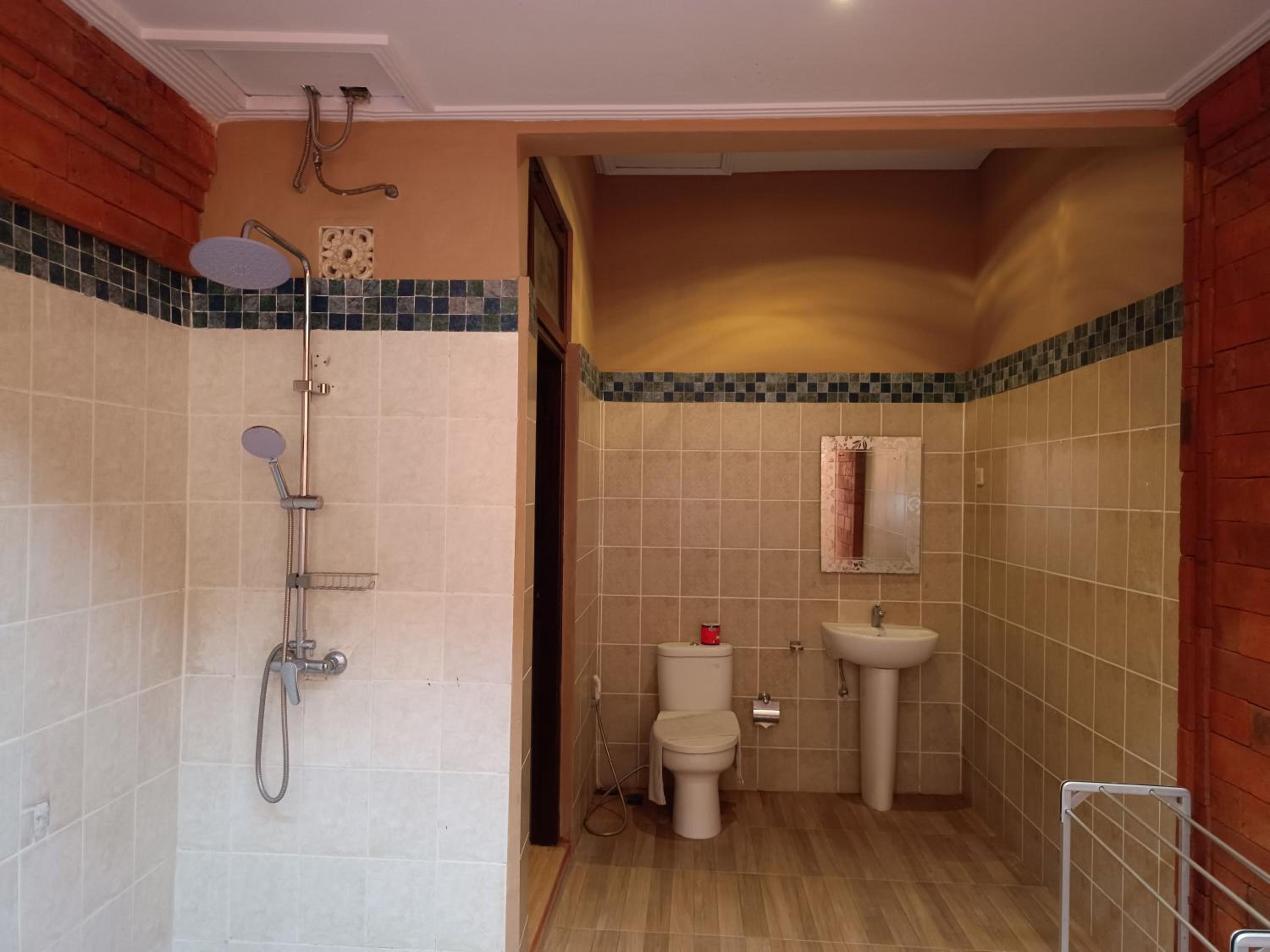 Suite Room - Photo 2