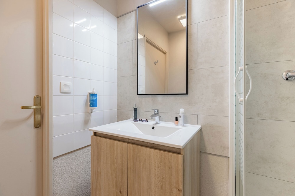 Superior Apartment - Photo 6