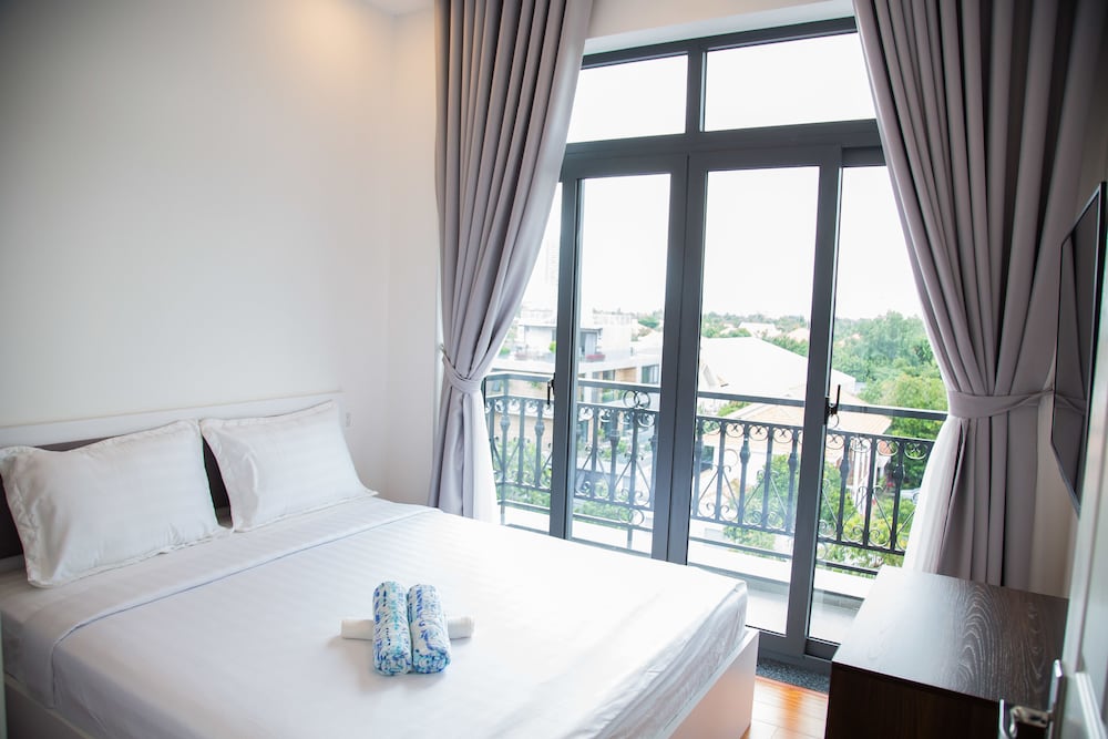 Suites Room, Park View (M1)