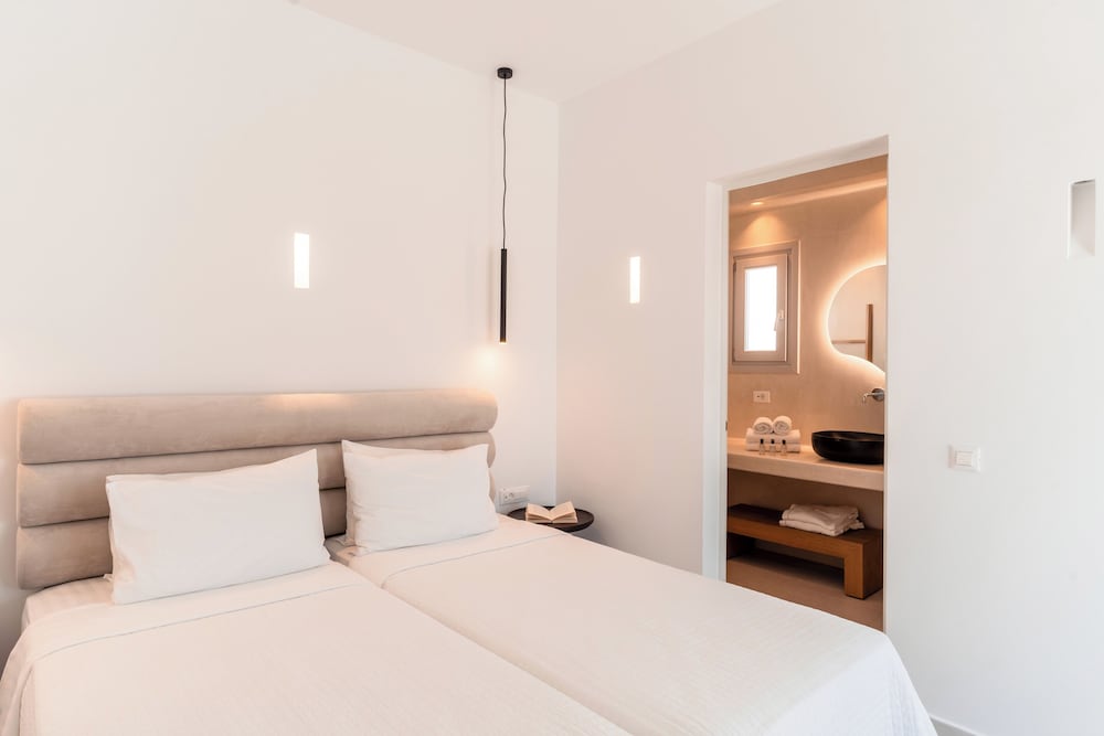Pool Villa 2 bedrooms with private pool & outdoor Jacuzzi