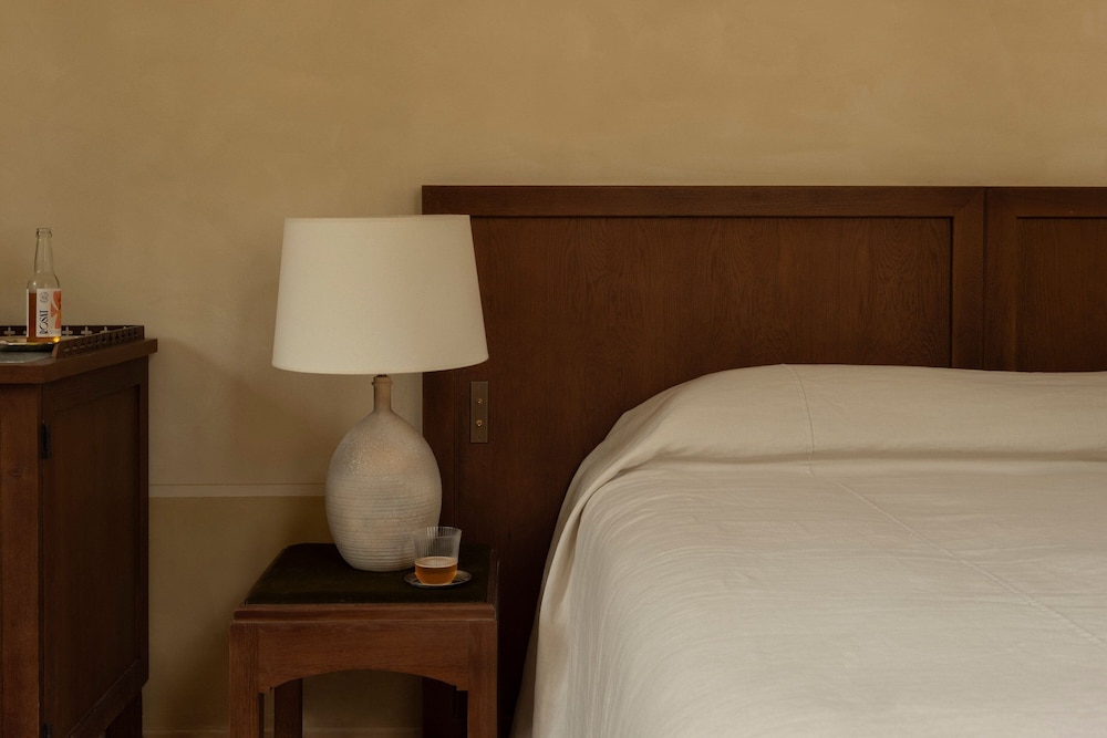 Room, 1 Queen Bed - Photo 3