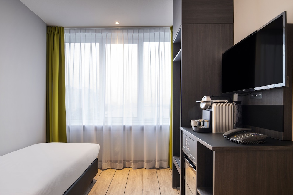 Standard Single Room photo 2