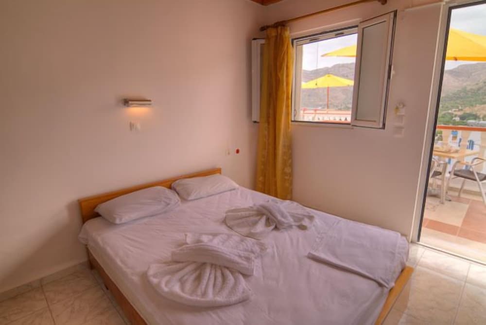 Quadruple Room photo 3