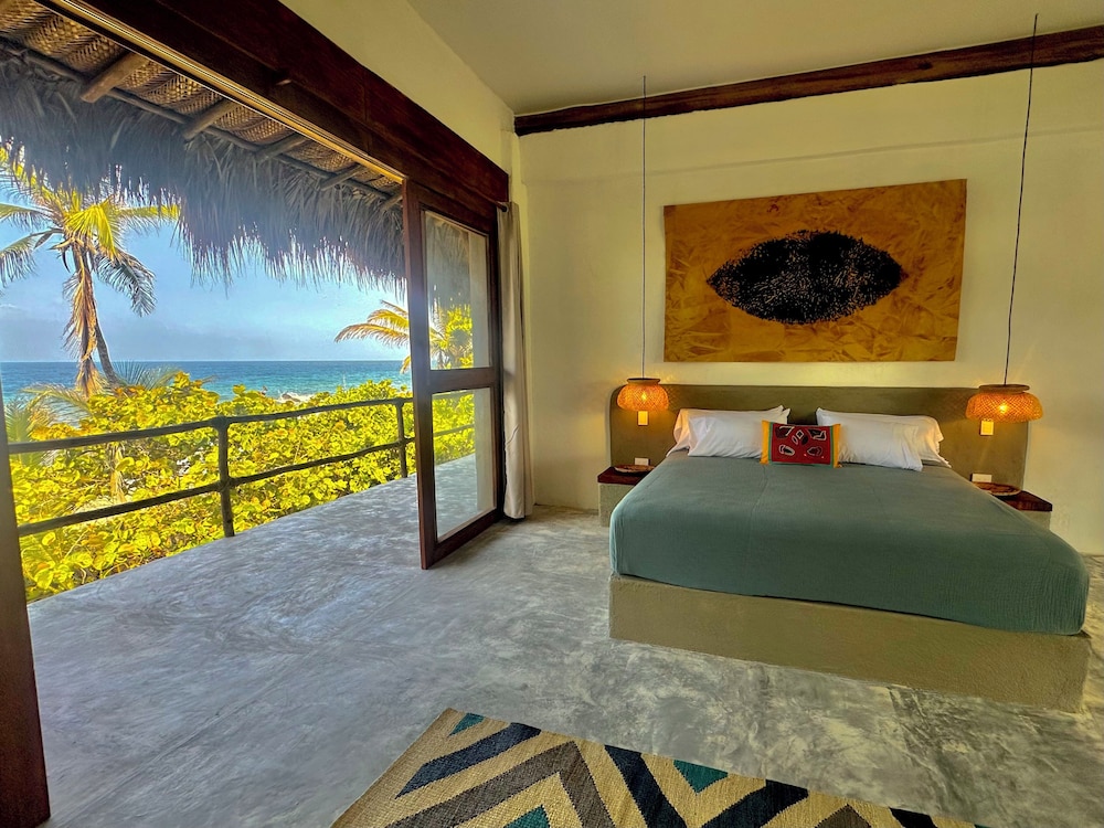 Junior Suite, 1 King Bed photo 1